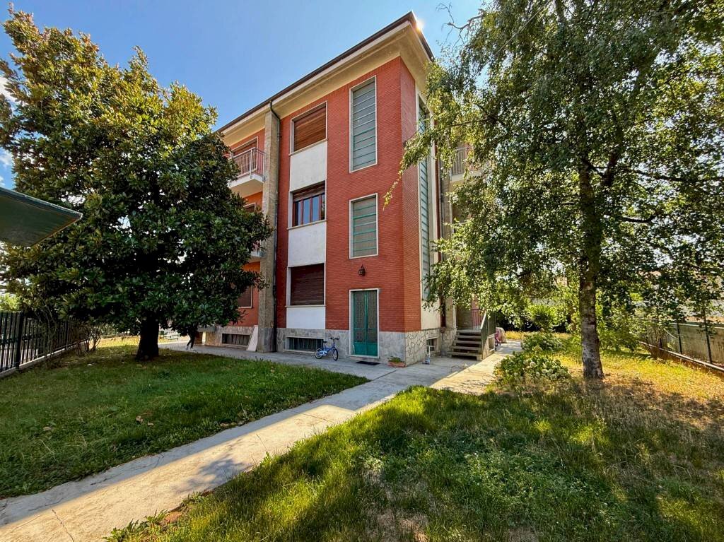 Four-room apartment Bra - photo 1