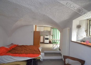 One-room apartment Via Umberto I 61, Fenestrelle - photo 7