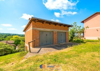 Independent house La Morra - photo 2