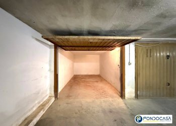 Foto 1 - Box Via Palestro
 
7, Loano - foto 1