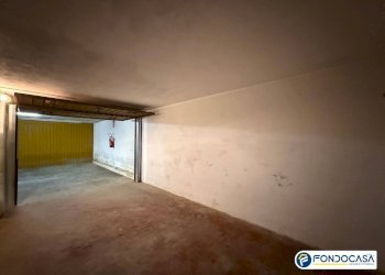 Foto 6 - Box Via Palestro
 
7, Loano - foto 6