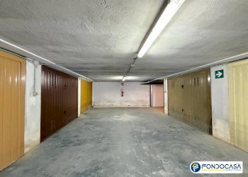 Foto 9 - Box Via Palestro
 
7, Loano - foto 9