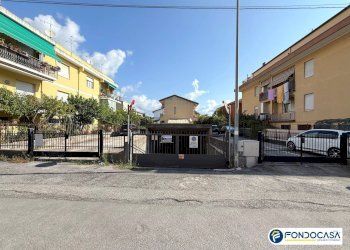 Foto 12 - Box Via Palestro
 
7, Loano - foto 12