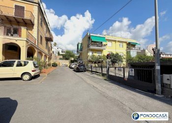 Foto 14 - Box Via Palestro
 
7, Loano - foto 14