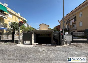 Foto 4 - Box Via Palestro
 
7, Loano - foto 4