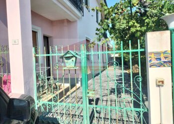 Foto 12 - Bilocale regione Ciapin
 
16, Cipressa - foto 12