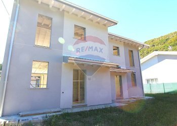 Casa all\'aperto - Casa semi indipendente Via 5 Vette, Cuasso al Monte - foto 7