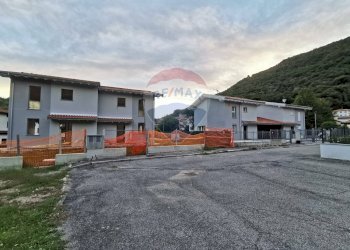 Casa all\'aperto - Casa semi indipendente Via 5 Vette, Cuasso al Monte - foto 37