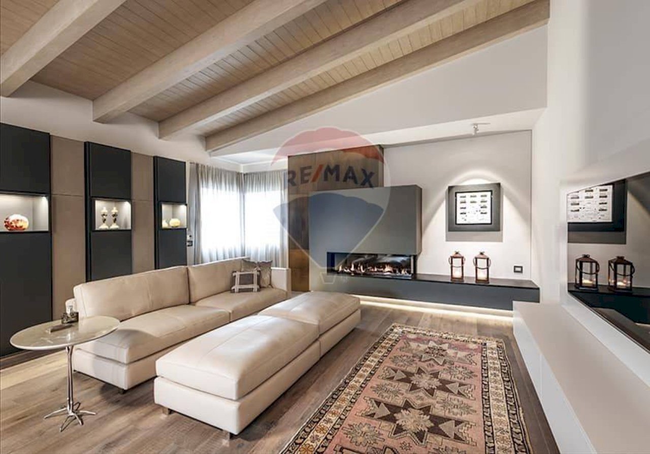 Soggiorno - Attico Via Giovanni Mansionario
 
6, Verona - foto 2