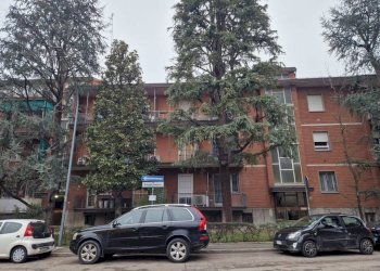 Facciata - Trilocale via Riccardo Stracciari, Bologna (zona Santo Stefano) - foto 9