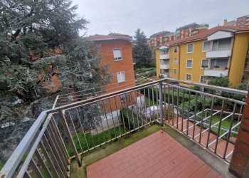 Balcone - Monolocale via Riccardo Stracciari, Bologna (zona Santo Stefano) - foto 15