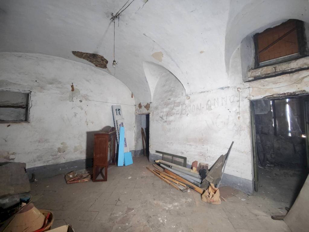 Stanza non arredata - Two-room apartment piazza Guglielmo Marconi, Ceriana - photo 3