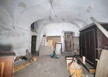 Stanza non arredata - Bilocale piazza Guglielmo Marconi, Ceriana - foto 2