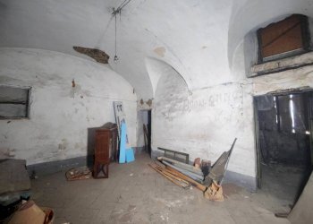 Stanza non arredata - Bilocale piazza Guglielmo Marconi, Ceriana - foto 3