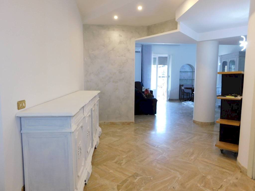 Ingresso - Three-room apartment Roma - photo 3