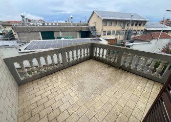 Terrazzo - Quadrilocale strada alla Fornace, Biella - foto 48