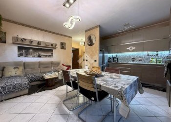 Bilocale Via Giorgio Ferrini, Torino (zona Villaretto) - foto 2