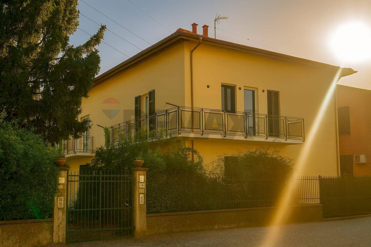 Quadrilocale via antica romana occidentale, 3
Sestri Levante, Sestri Levante - foto 2