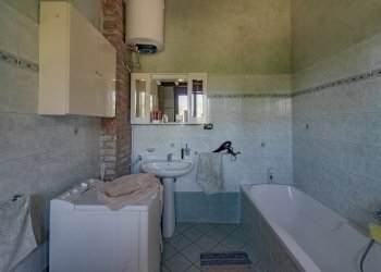 Portion of a house Via Fontana Oro, Caraglio - photo 12