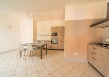 Three-room apartment Via Mazzini, Caraglio - photo 2
