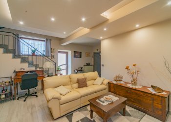 Casale Via Centallo, Dronero - foto 1