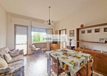 Foto 2 - Three-room apartment Via del Secco
 
20, Camaiore - photo 2