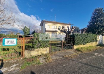 Foto 1 - Three-room apartment Via del Secco
 
20, Camaiore - photo 1