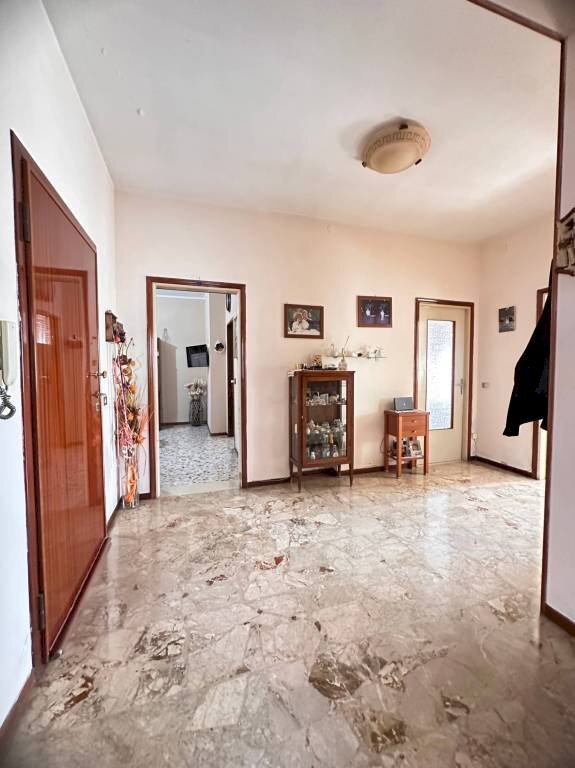 Apartment Medesano - photo 1