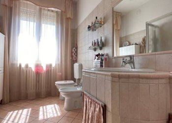 Apartment Medesano - photo 11