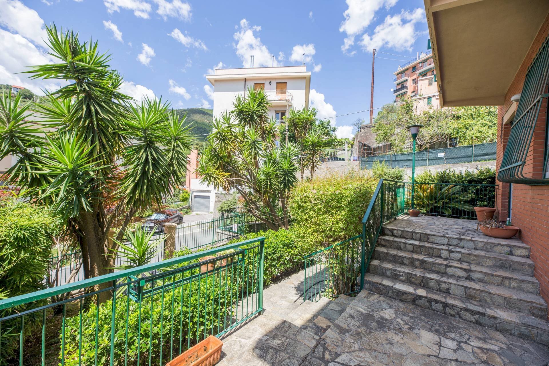 Villa Salita alla Chiesa di Fegino, Genova (zona Cornigliano) - foto 2