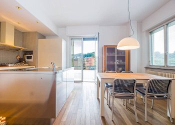 Villa Salita alla Chiesa di Fegino, Genova (zona Cornigliano) - foto 26