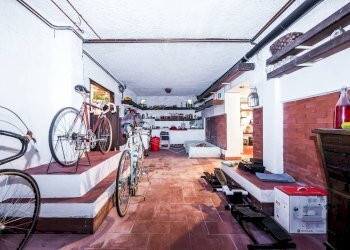 Villa Salita alla Chiesa di Fegino, Genova (zona Cornigliano) - foto 47