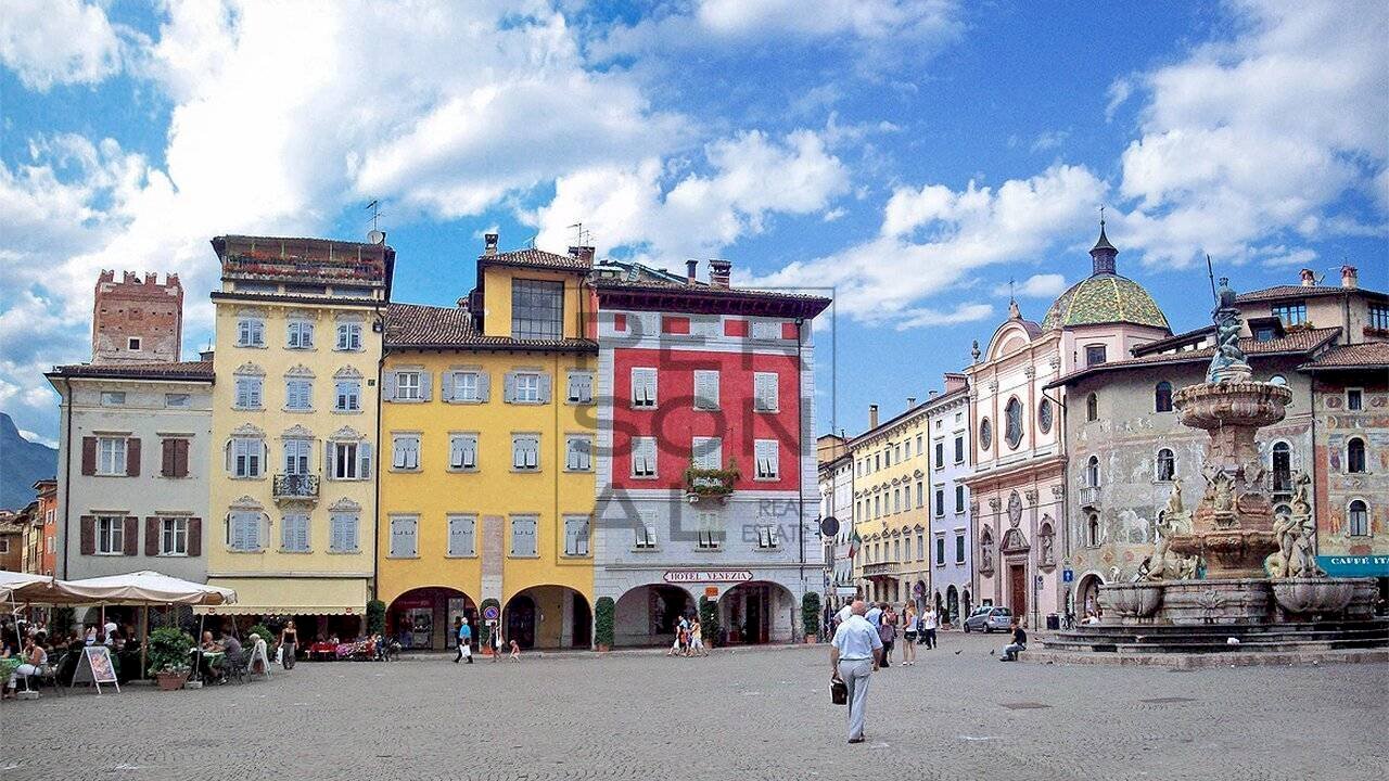 Foto 1 - Shop Trento - photo 1