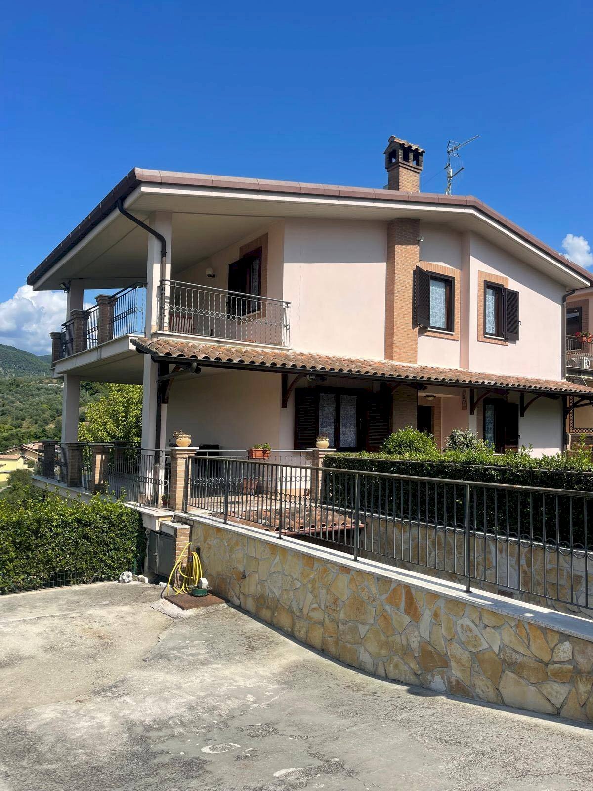 Foto 2 - Villa via delle margherite
5, Alatri - photo 2