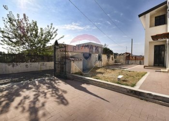 Terrazza - Villa Viale Dei Pini
 
44, Augusta - foto 2