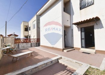 Terrazza - Villa Viale Dei Pini
 
44, Augusta - foto 6