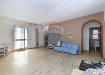 Soggiorno - Villa Viale Dei Pini
 
44, Augusta - foto 9