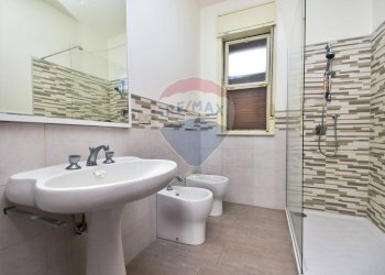 Bagno - Villa Viale Dei Pini
 
44, Augusta - foto 11