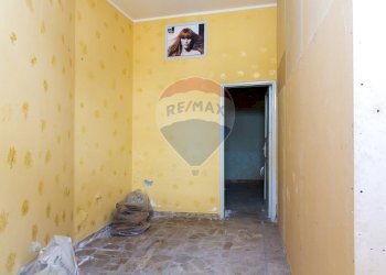 Stanza vuota - Casa semi indipendente Via Umberto I
 
304, Nizza di Sicilia - foto 4