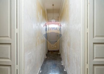 Hall / corridoio - Casa semi indipendente Via Umberto I
 
304, Nizza di Sicilia - foto 6