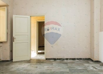 Stanza vuota - Casa semi indipendente Via Umberto I
 
304, Nizza di Sicilia - foto 13