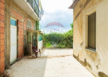 Terrazza - Casa semi indipendente Via Umberto I
 
304, Nizza di Sicilia - foto 21