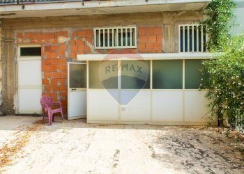 Casa all\'aperto - Casa semi indipendente Via Umberto I
 
304, Nizza di Sicilia - foto 24