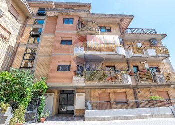 Edificio all\'aperto - Quadrilocale Via Angelo Alberghina
 
6, Caltagirone - foto 3