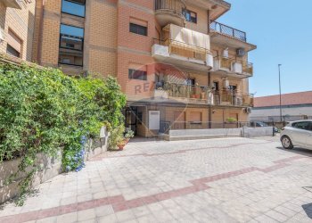 Edificio all\'aperto - Quadrilocale Via Angelo Alberghina
 
6, Caltagirone - foto 50