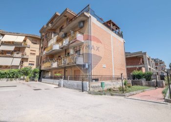 Edificio all\'aperto - Quadrilocale Via Angelo Alberghina
 
6, Caltagirone - foto 52