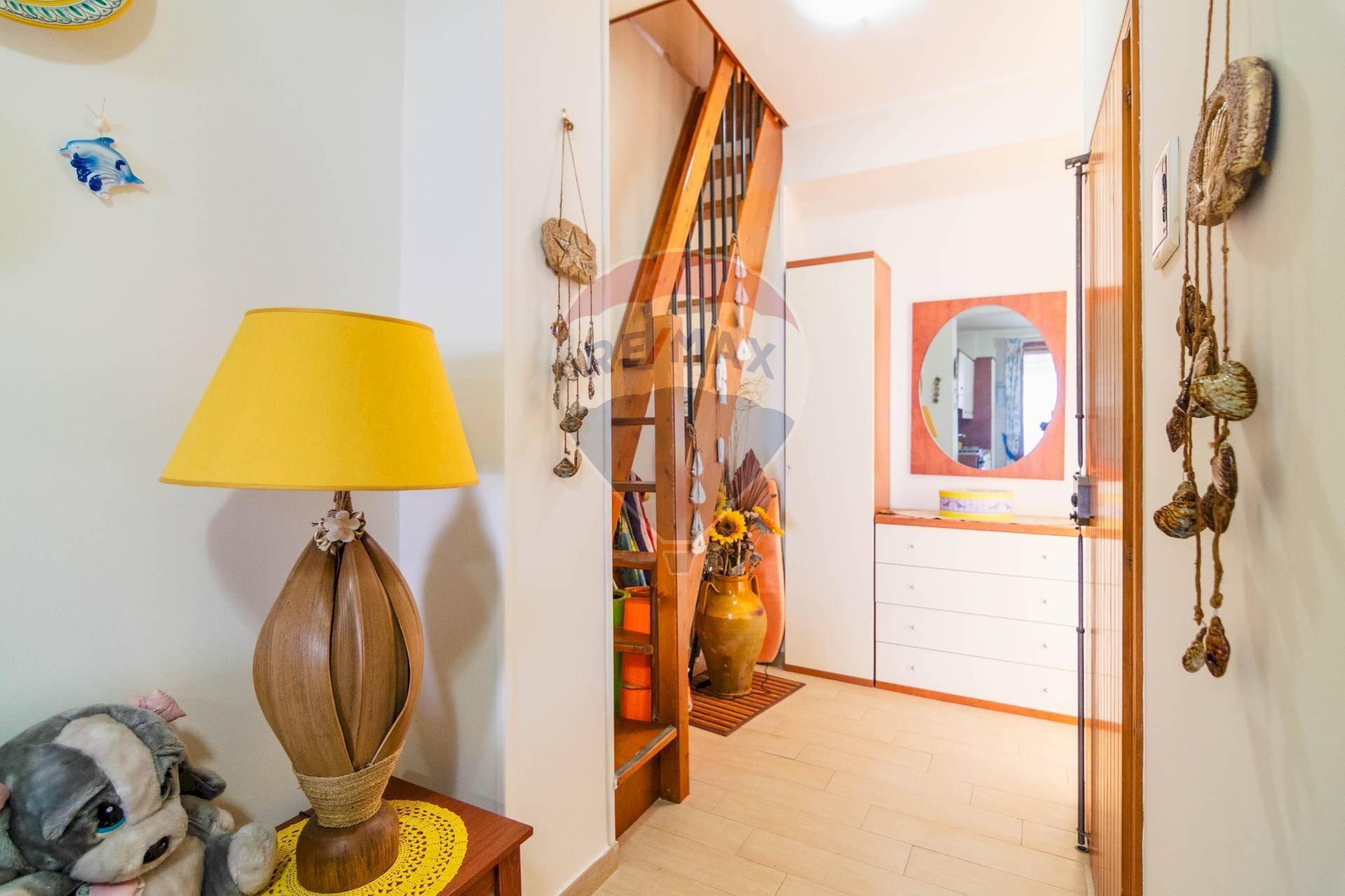 Hall / corridoio - Apartment Via Cristoforo Colombo
 
14, Riposto - photo 3