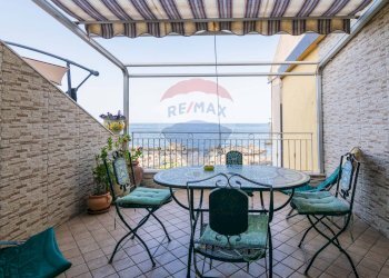 Terrazza 1° piano vista mare - Appartamento Via Cristoforo Colombo
 
14, Riposto - foto 6