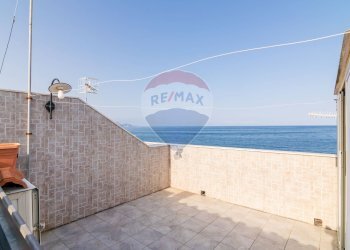 Terrazza 2° piano - Appartamento Via Cristoforo Colombo
 
14, Riposto - foto 18