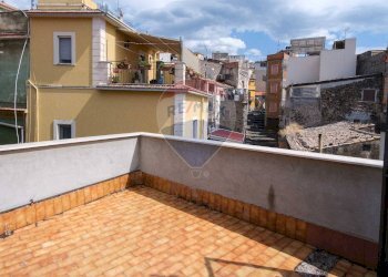 Terrazza - Casa semi indipendente Via Cavallotti
 
58, Bronte - foto 21